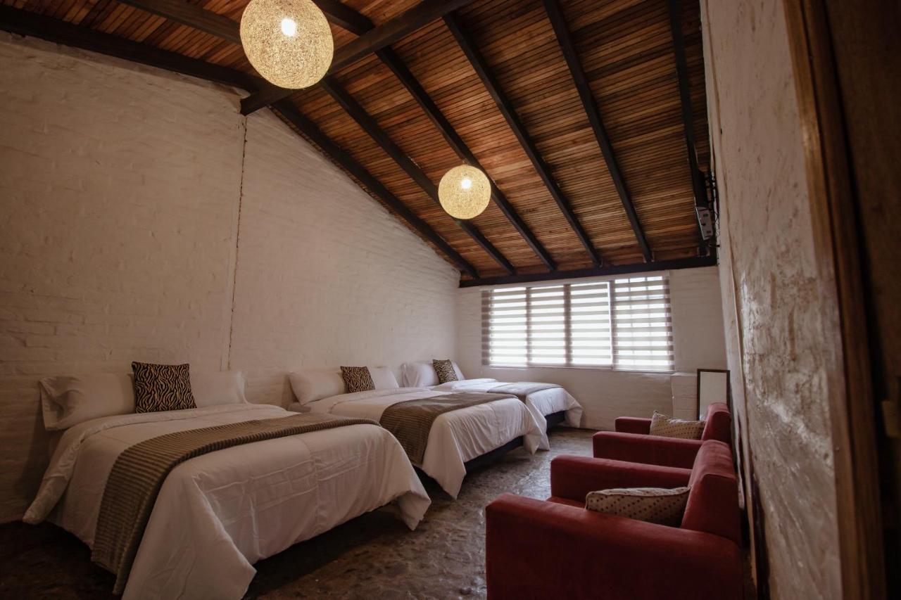 Rustic Quinta La Aurora Bed & Breakfast Banos  Exterior photo