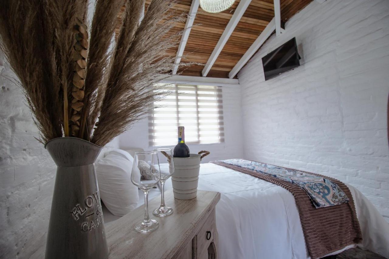 Rustic Quinta La Aurora Bed & Breakfast Banos  Exterior photo
