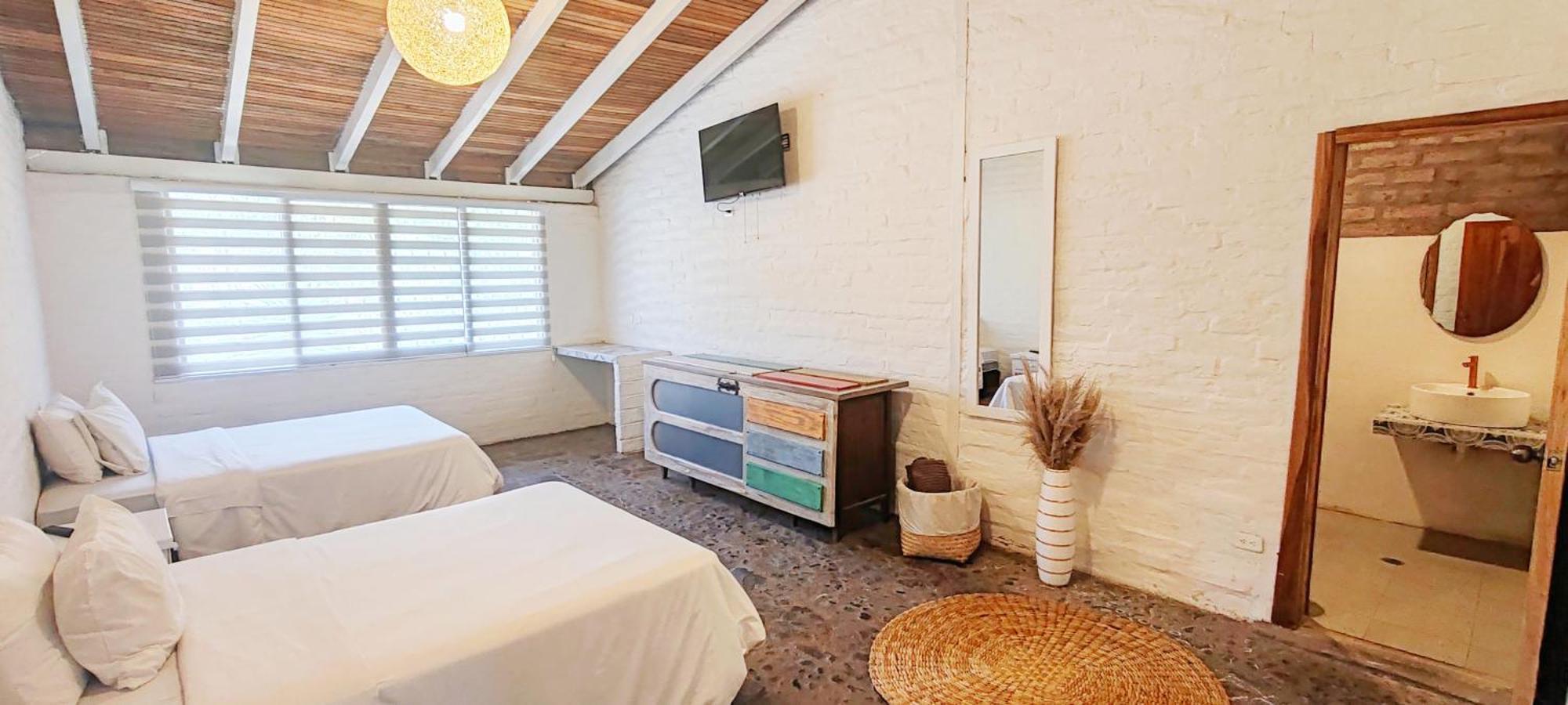 Rustic Quinta La Aurora Bed & Breakfast Banos  Exterior photo